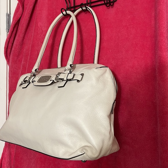 Michael Kors Hamilton Weekender - Picture 7 of 7